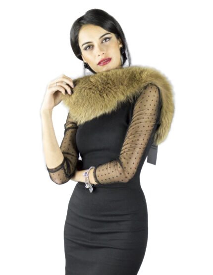 Colletto in volpe beige naturale Pelzkragen col fourrure 毛領 ворот шерсти fur collar