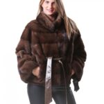 48 pelliccia visone giacca donna modello kimono scanbrown