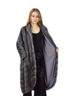 44 Cappotto di visone pelle intera e orizzontale blue iris fourrure de vison mink fur Nerz