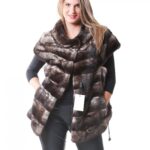 46 Pelliccia donna visone orizzontale smanicato colore sabbia dorsato e coulisse fondo