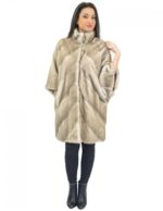 46 Women's Ice Mink Cape with Transverse Mandarin Collar and Mirror Button - Image 5