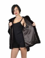 48 Giacca 80 centimetri colore cioccolato pelliccia visone pelle intera orizzontale cappuccio