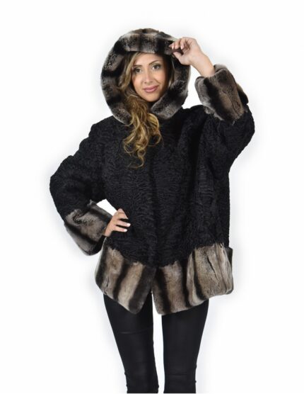 Giaccone 56 in pelliccia di persiano colore nero e grigio con pelliccia rex cappuccio bordato