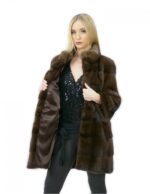 Cappotto pelliccia visone 84 centimetri demi taglia 44 collo pistagna manica 3/4