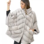Pelliccia visone taglia 50 zaffiro mantella lungo 72 centimetri pistagna donna