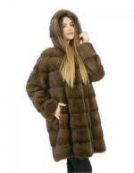 Pelzmantel 48 Nerz waagerecht mit brauner Kapuze 88 cm lange Außentaschen – Bild 4