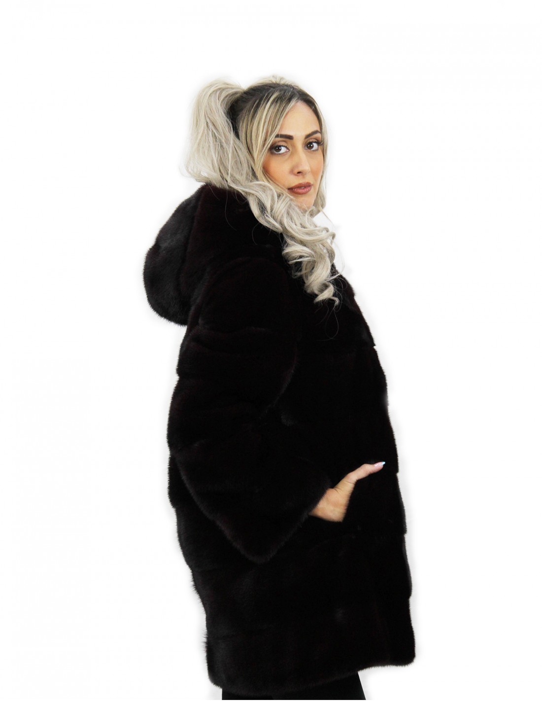 80 cm long burgundy hooded jacket size 48 horizontal mink fur with leather belt external pockets - Image 4