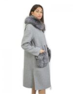 Gray wool cashmere jacket size 46 with fox bordered hood and zip closure - Image 4