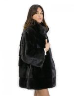 Schwarzes Nerzglockenfell 52 mit innenliegendem Kordelzugkragenkragen Koreanischer Ärmel 3/4 – Bild 4