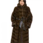 Cappotto 120 centimetri demi 48 con cintura pelle pelliccia visone con manica lunga orizzontale collo pistagna