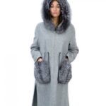 Giacca in cashmere lana grigio taglia 46 con cappuccio bordato volpe e chiusura zip