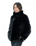 Kurze Jacke aus schwarzem horizontalem Nerzfell 42 Ärmel 3/4 Pistazienkragen Außentaschen – Bild 3