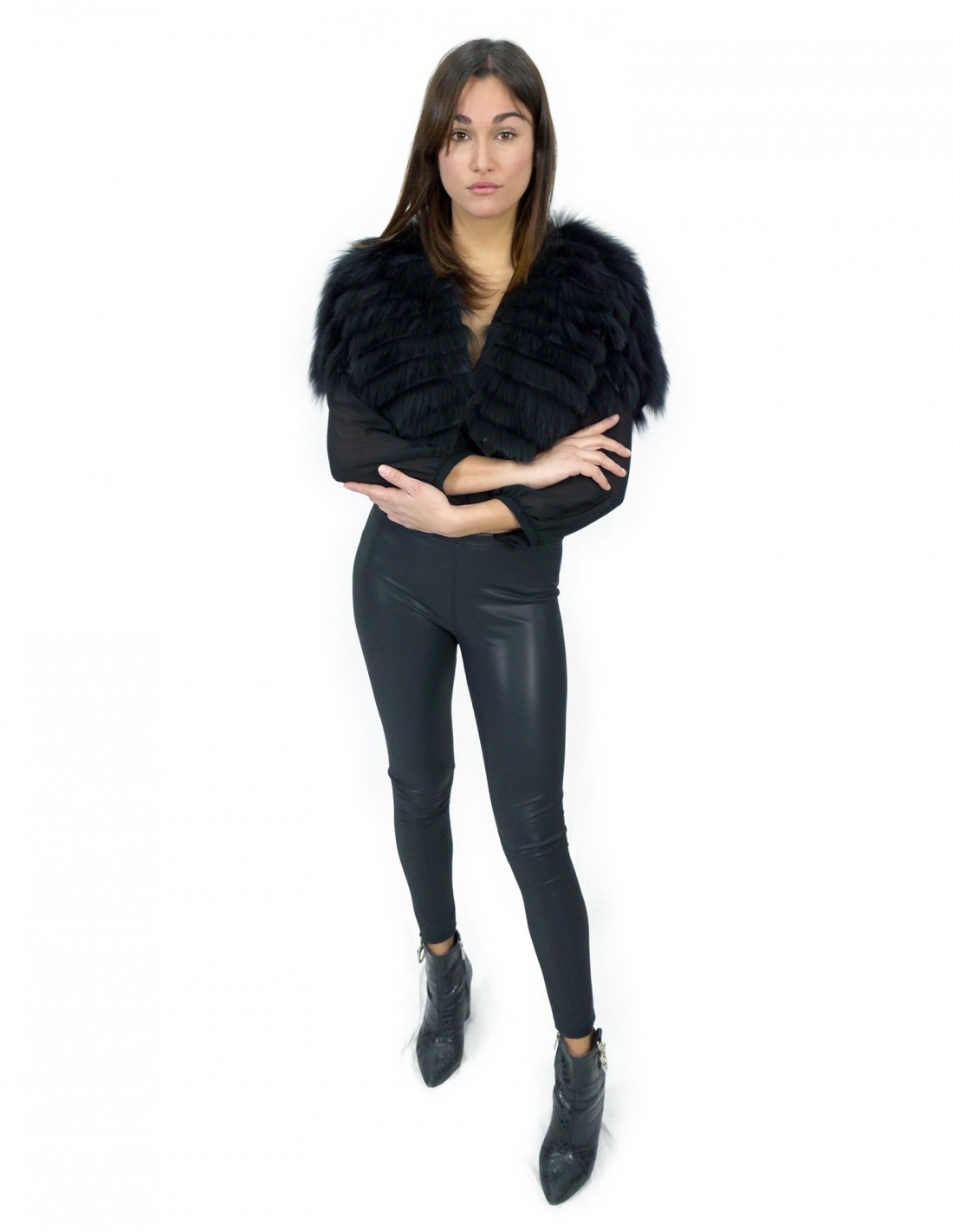 Schwarzes Lapinfell Cape Größe 46 in horizontaler Verarbeitung 40 cm hoch – Bild 4