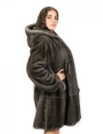 Horizontal coat and full leather 48 Blue iris mink fur with hood and long sleeves hooks - Image 4