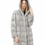 Cappottino in visone orizzontale grigio con cappuccio 50 lungo 84 centimetri con tasche esterne