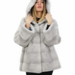 Cappottino 54 lungo 76 centimetri zaffiro in visone orizzontale con cappuccio con tasche esterne