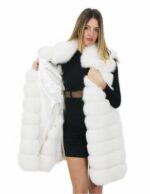 Лис и персидский жилет 48 оптический белый с кожаным ремнем с шипами и внешними карманами — изображение 7