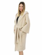 Cappotto in cashmere 52 di alta qualita colore beige con cappuccio e tasche esterne