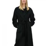 Cappotto collo sciallato in cashmere 52 di alta qualita colore nero e tasche esterne