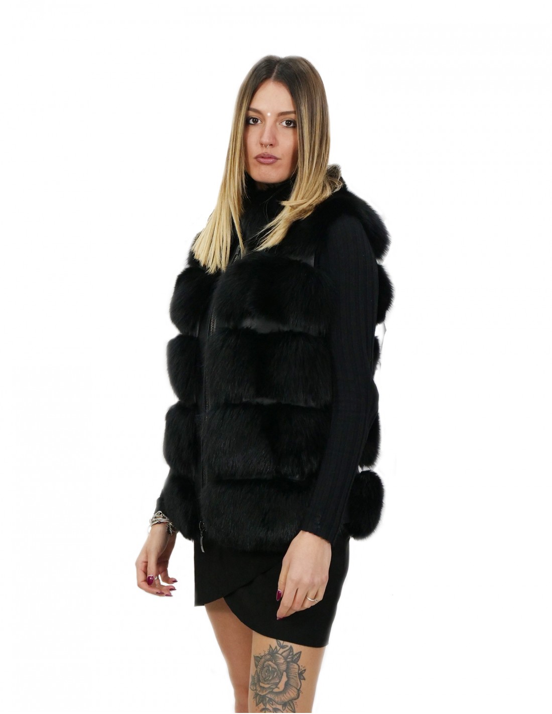 Короткий жилет лисица застежка-молния черный цвет 44 длинный 62 см воротник внешние карманы — изображение 3