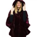 Pelliccia visone taglia 46 rosso rubino mantella lungo 72 centimetri cappuccio donna