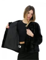 Kurze horizontale Nerzjacke mit Kapuze 50 schwarze Langärmel – Bild 7