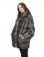 Cappottino in visone orizzontale blu iris pistagna 44 pelle intera dietro con tasche esterne