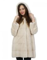 Cappottino beige in visone orizzontale con cappuccio 46 lungo 88 centimetri con coulisse vita