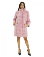 Cappotto lungo 94 cm in pelliccia di visone rosa con collo pistagna maniche lunghe lavorazione orizzontale