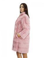 Cappotto lungo 94 cm in pelliccia di visone rosa con collo pistagna maniche lunghe lavorazione orizzontale