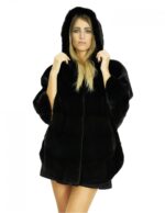 Nero 48/54 mantella di visone con lavorazione orizzontale a pelle intera cappuccio e spacchi laterali