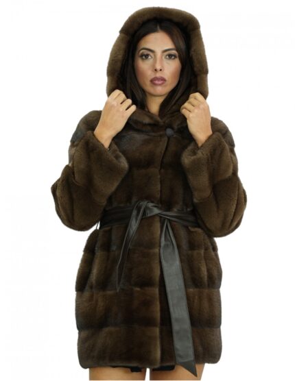 Cappotto 44 lungo 82 centimetri in pelliccia di visone demi marrone con cappuccio con bottone e cinta pelle