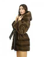 44 long coat 82 cm in brown demi mink fur with buttoned hood and leather belt - Image 3