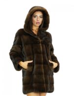Visone 48 demi cappotto pelliccia a pelle intera e maniche lunghe cappuccio foderato in pelliccia chiusura ganci