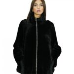 Cappotto lungo 70 cm 52 montone nero con collo pistagna maniche lunghe con chiusura con zip e tasche laterali