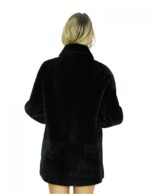 78 cm langer Lammfellmantel 56 schwarz mit Paspelkragen, langen Ärmeln, Knopfverschluss und Tassentaschen – Bild 6