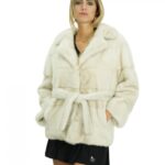 Giacca bianco 44 pelliccia visone petto e bavero lavorazione orizzontale chiusura ganci maniche 3/4