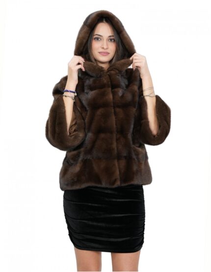 Demi giacca 46 pelliccia di visone con lavorazione orizzontale manica 3/4 cappuccio foderato in pelliccia di visone