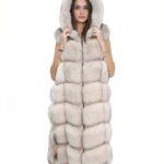 Gilet lungo in pelliccia di volpe rosa 52 con cappuccio e pelle scamosciata 112 centimetri