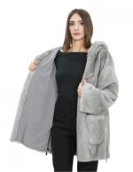 Шуба из норки цвета сапфира 48 с капюшоном из натуральной кожи с застежкой-молнией по бокам и крючками — изображение 7