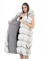 Long vest in white ice fox fur 50 with hood and suede 112 cm - Image 7