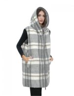 Двусторонний жилет без рукавов 48 серого цвета в клетку с одной стороны и пуховик с другой стороны с капюшоном и молнией — изображение 4