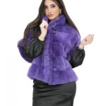 Giacca corta viola in visone pelliccia con collo pistagna e manica corta 44