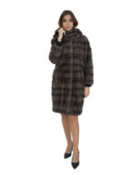 Studio B Nerzmantel 42 Pelz lang 98 cm mit Stoffkapuzenkragen und Fellbesatz auseinander – Bild 5