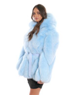Женская светло-голубая куртка из лисы с поперечным меховым капюшоном 44 цвета с поясом с длинными рукавами — изображение 3