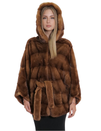 Mantella oro biondo visone 48/54 con lavorazione orizzontale a pelle intera con cappuccio e cintura in vita