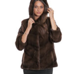 Giacca in pelliccia di visone 46 demi lavorazione orizzontale a V con coulisse sul fondo 66 centimetri