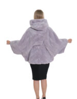 Mantella con cintura in pelliccia lavanda chiaro visone 48/54 con lavorazione orizzontale a pelle intera con cappuccio