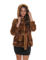 Giacca in pelliccia di visone 40 gold oro lavorazione orizzontale con cintura esterna in pelliccia 66 centimetri