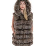 Gilet volpe marrone sfumato ganci 46 cappuccio pelliccia tasche esterne smanicato lungo 80 cm